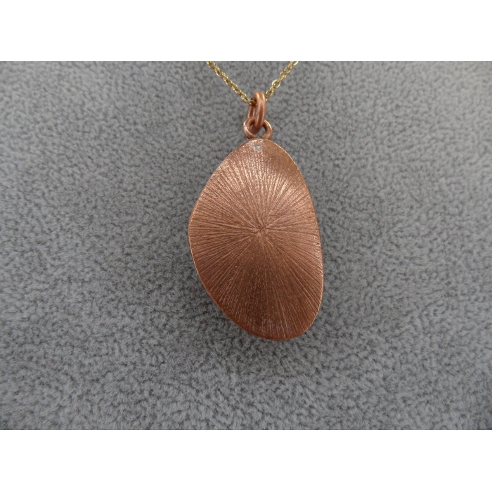 Wisiorek z jadeitem