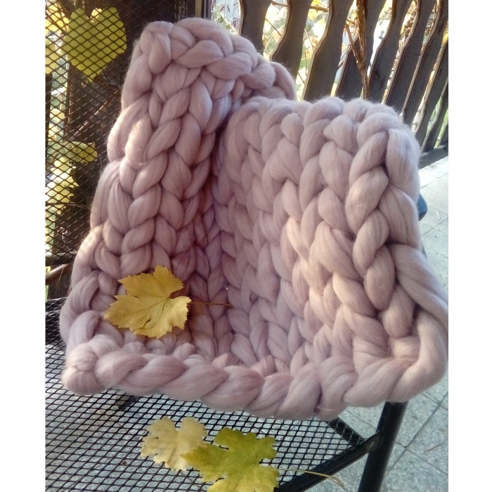 Kocyk z wełny czesankowej merynos