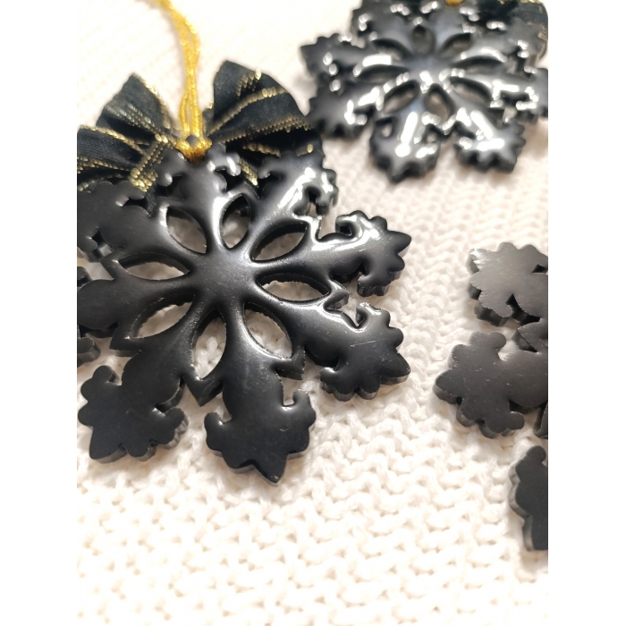 Zestaw 3 ozdób świątecznych – śnieżynki z żywicy epoksydowej