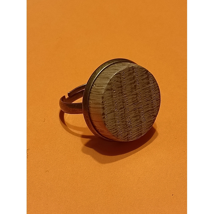 pierścionek czwarty z dębu