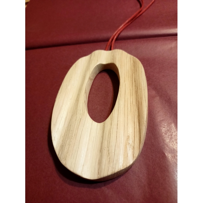 naszyjnik z drewna dębu dziupla pierwsza