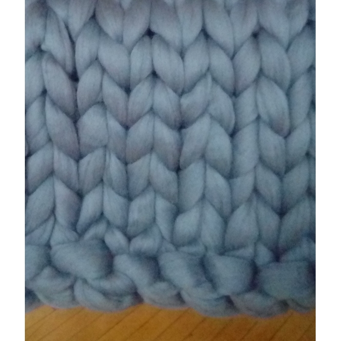 Koc narzuta z wełny czesankowej merynos, szary