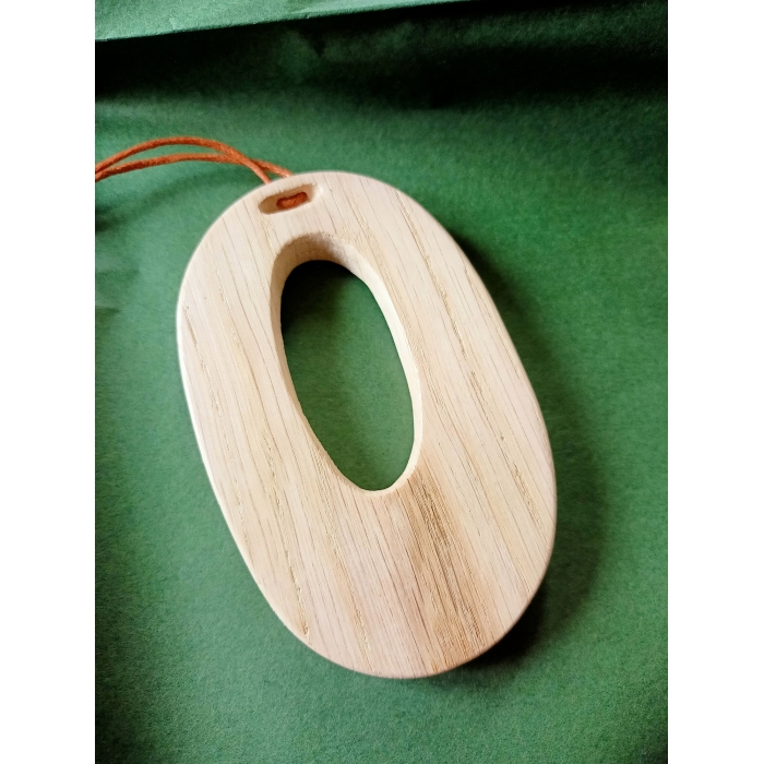 naszyjnik z drewna dębu dziupla czwarta