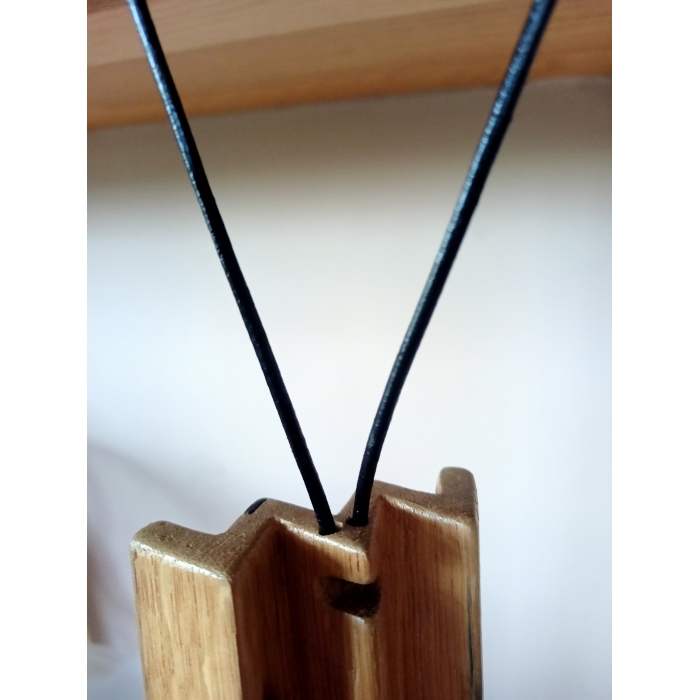 naszyjnik szósty z dębu z intarsją z czarnego dębu