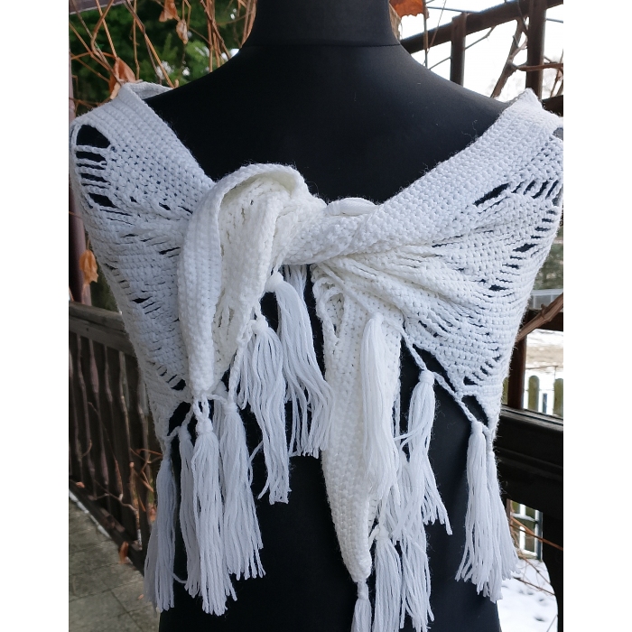 Chusta biała z frędzlami