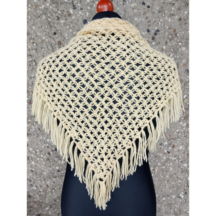 Chusta karmelowa, wzór w kwiaty