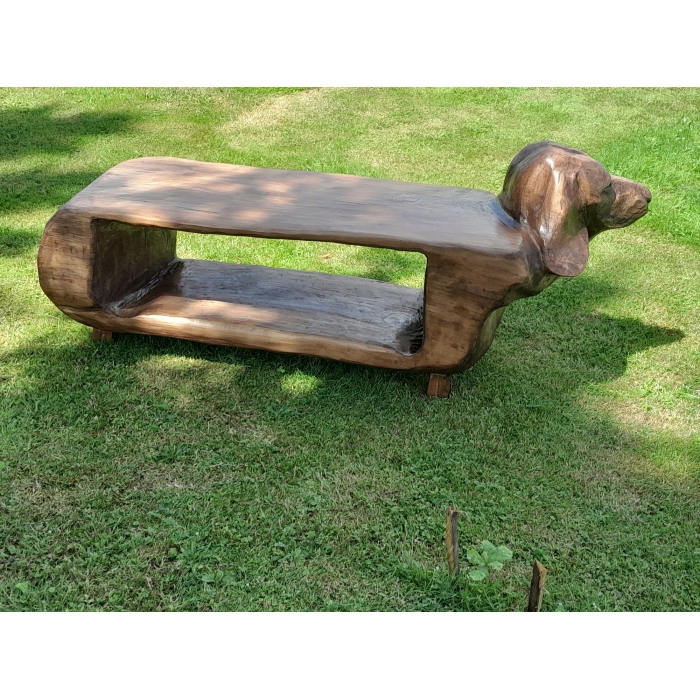 Stolik kawowy rzeźbiony 