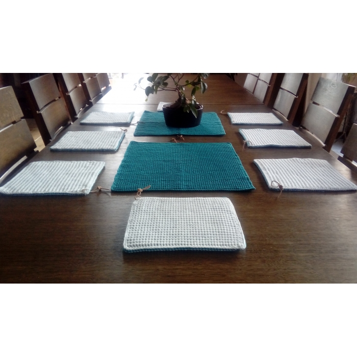 Duży komplet stołowy