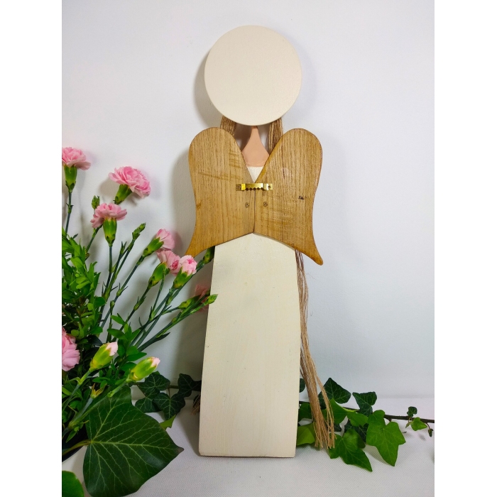 Anioł „Czułość” – Anioł pełen kobiecej delikatności.