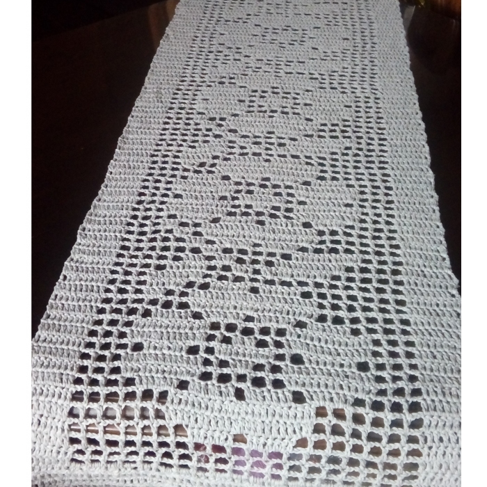 Bieżnik romantyczny w kwiaty