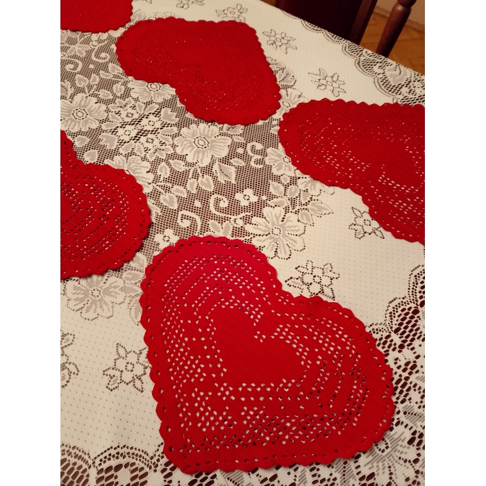 Serwetki podkładki w kształcie serca