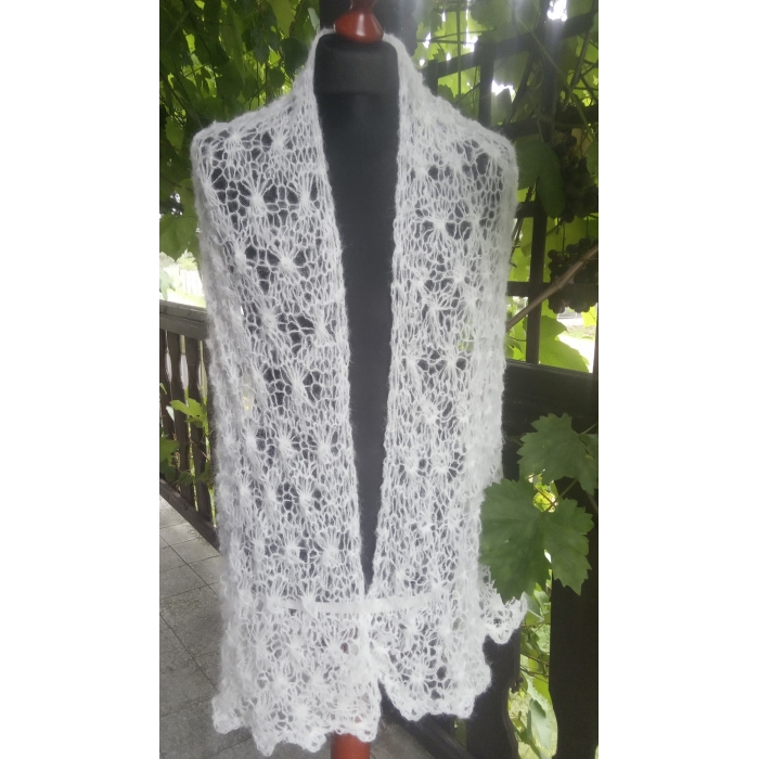 Biały szal z alpaką