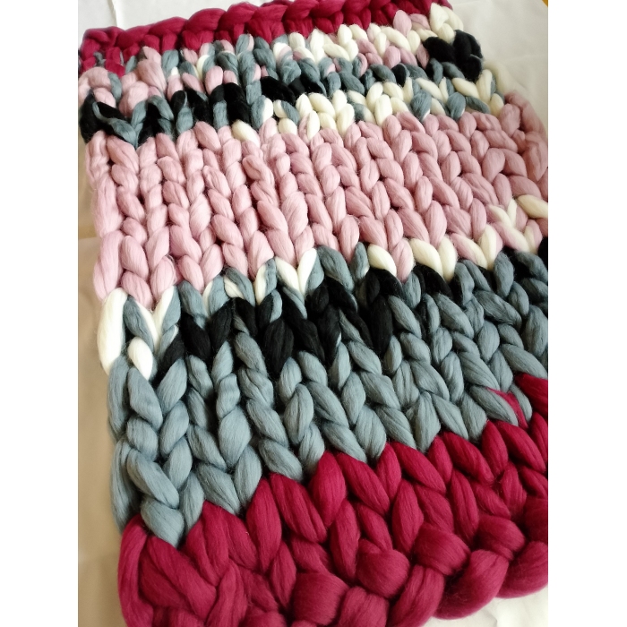 Kolorowy koc z wełny czesankowej 100% merynos