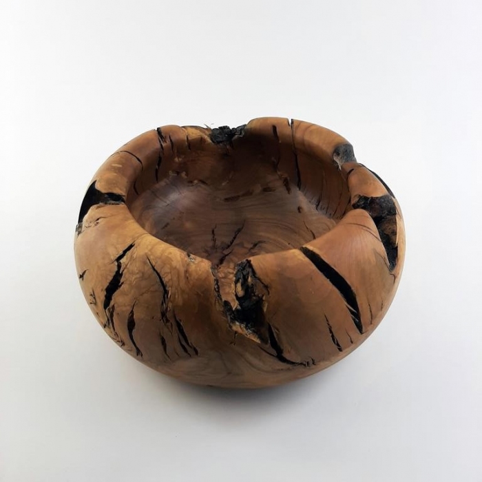 Unikatowa misa z korzenia jabłoni – Serce Jabłoni