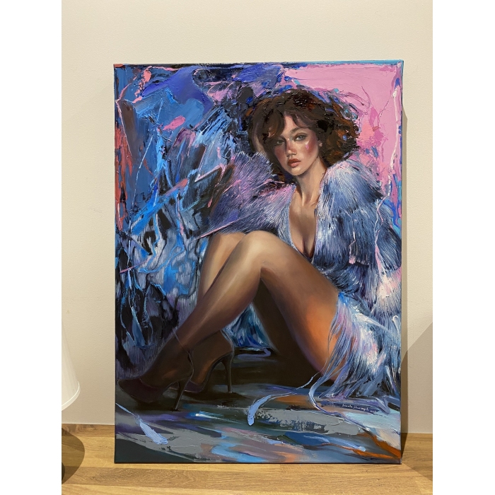 MIĘDZY ŚWIATŁEM REFLEKTORÓW