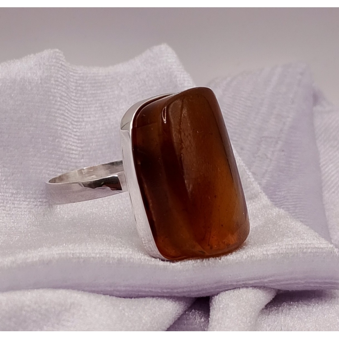 Pierścionek Srebro i Bursztyn roz.24