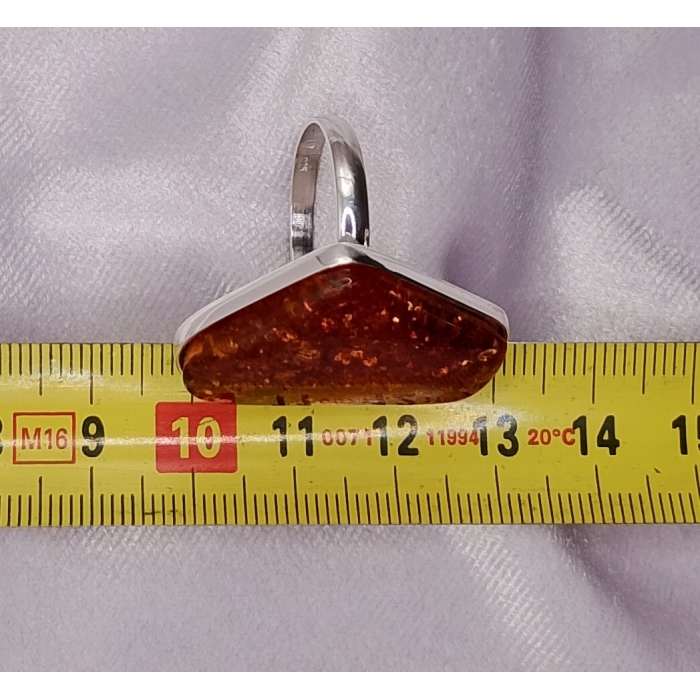 Pierścionek Srebro i Bursztyn roz.23