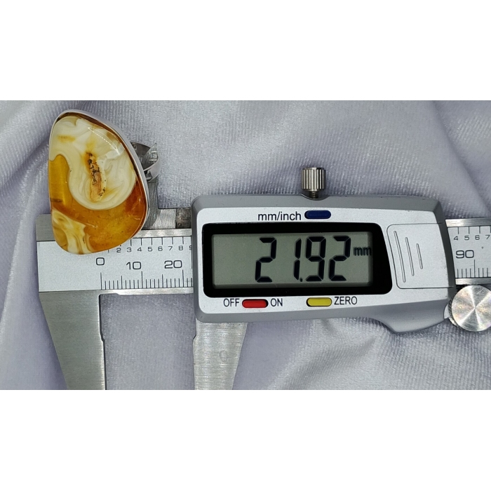 Pierścionek Srebro i Bursztyn roz.28