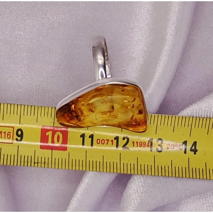 Pierścionek Srebro i Bursztyn roz.26