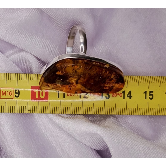 Pierścionek Srebro i Bursztyn roz.23