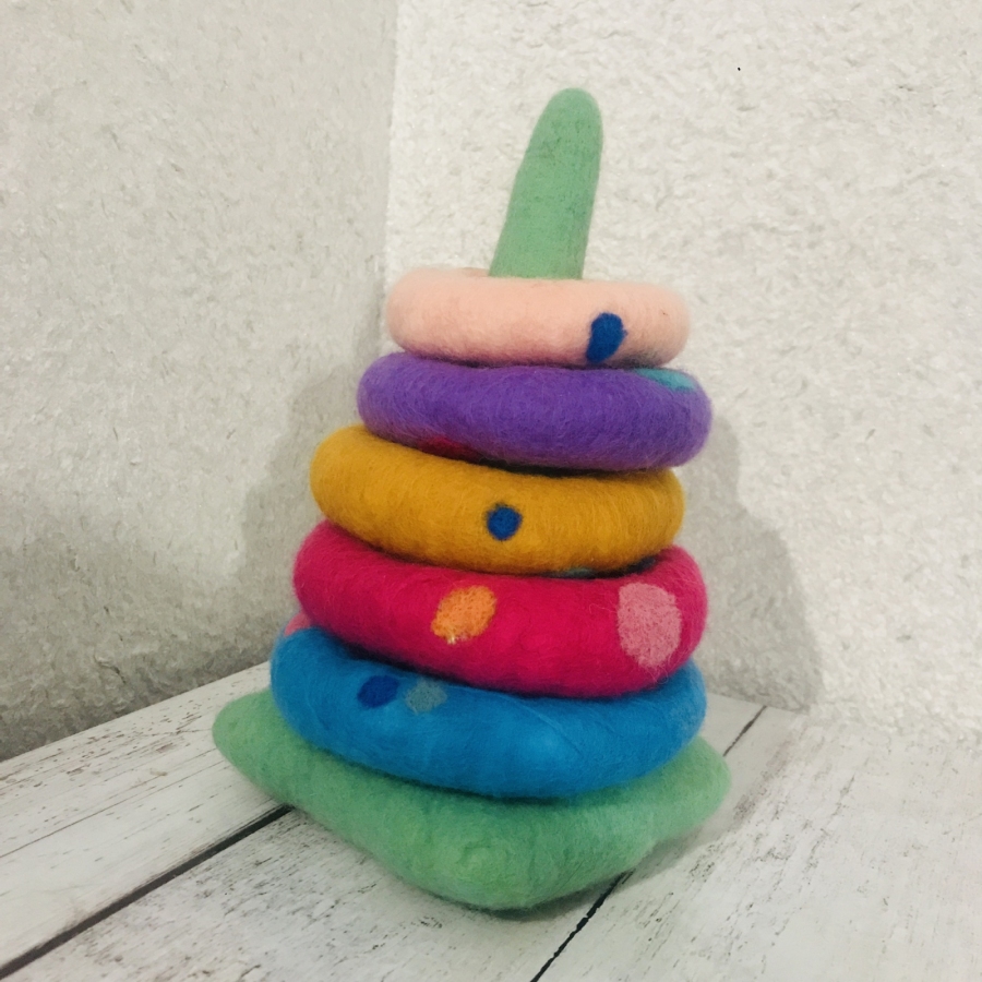 Piramidka kolorowa montessori nauka kolorów 