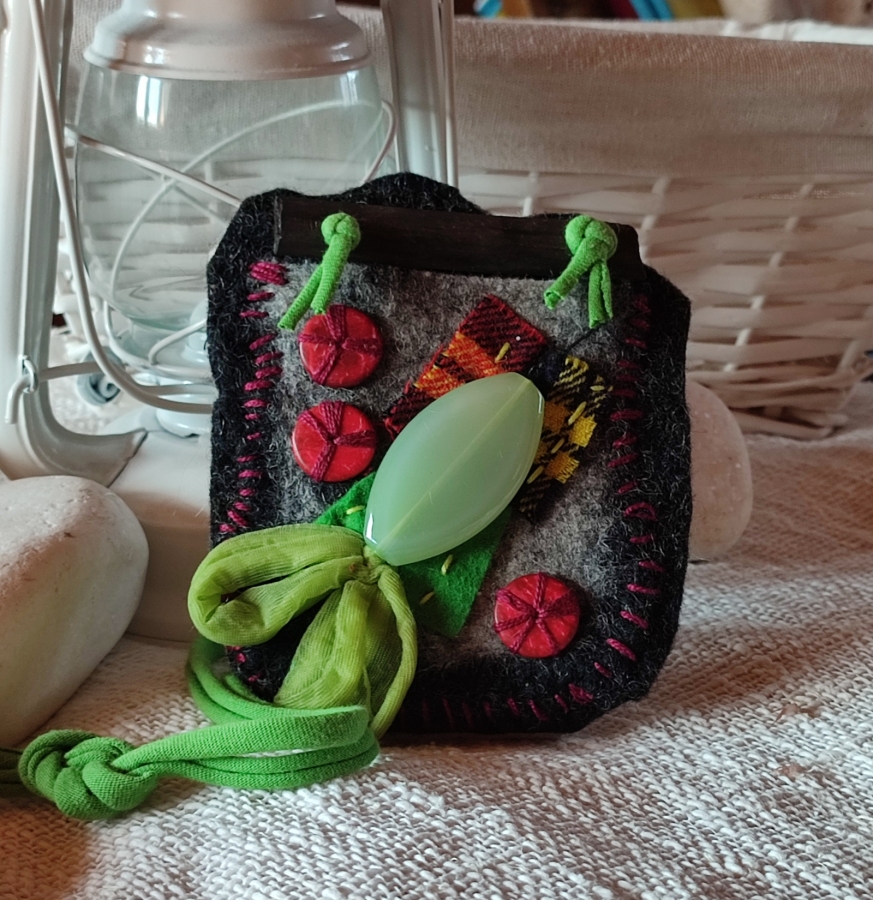 Naszyjnik- torebka w stylu boho, zero-waste