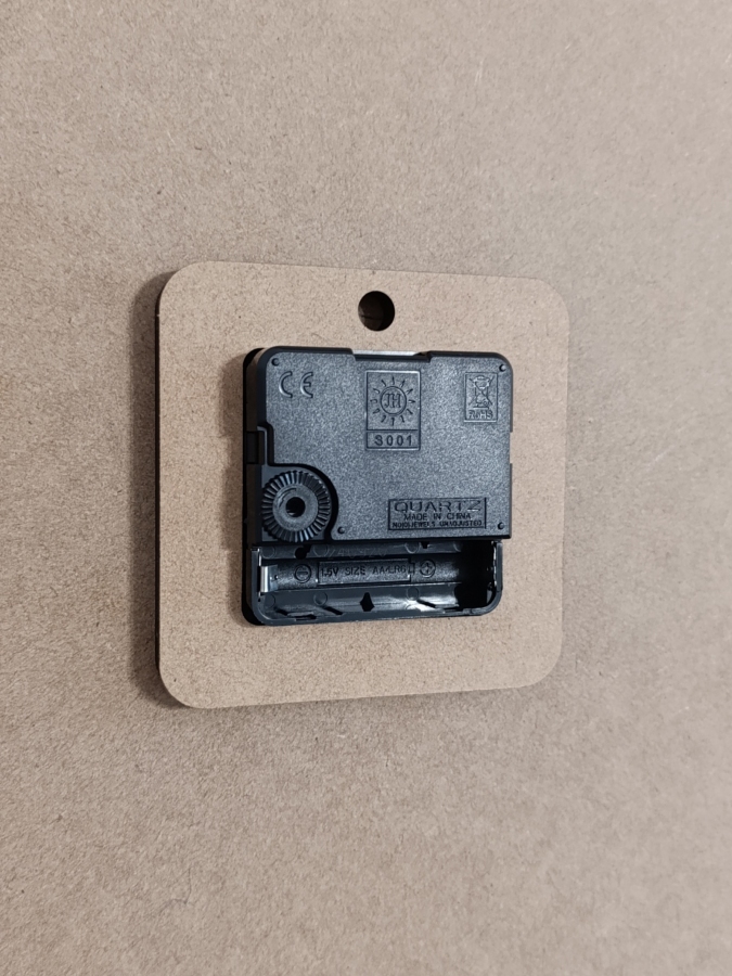 Duży zegar ścienny z żywicy epoksydowej 50 cm