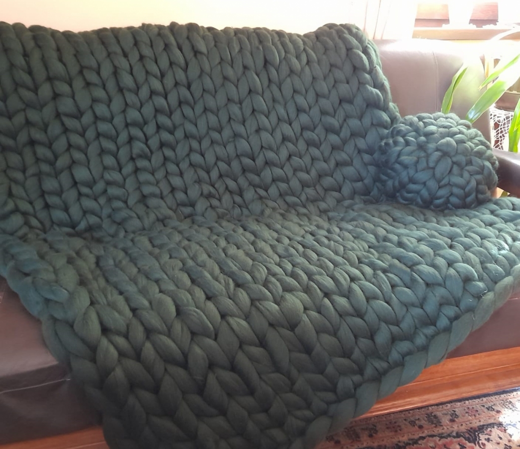 Duży koc z merynosa, zieleń butelkowa