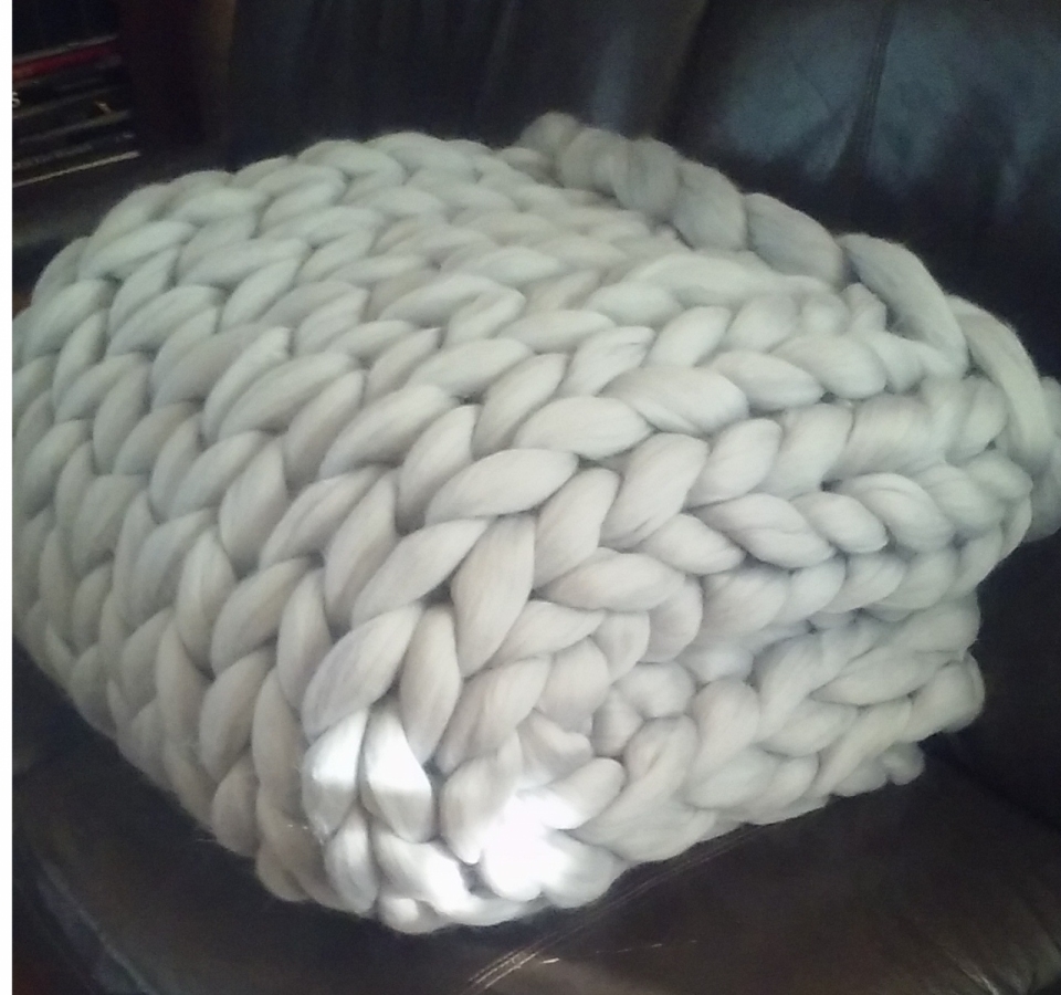 Duży koc z merynosa, jasny szary