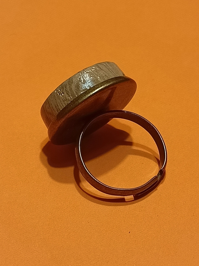 pierścionek czwarty z dębu