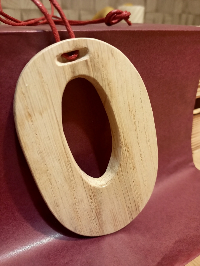 naszyjnik z drewna dębu dziupla pierwsza