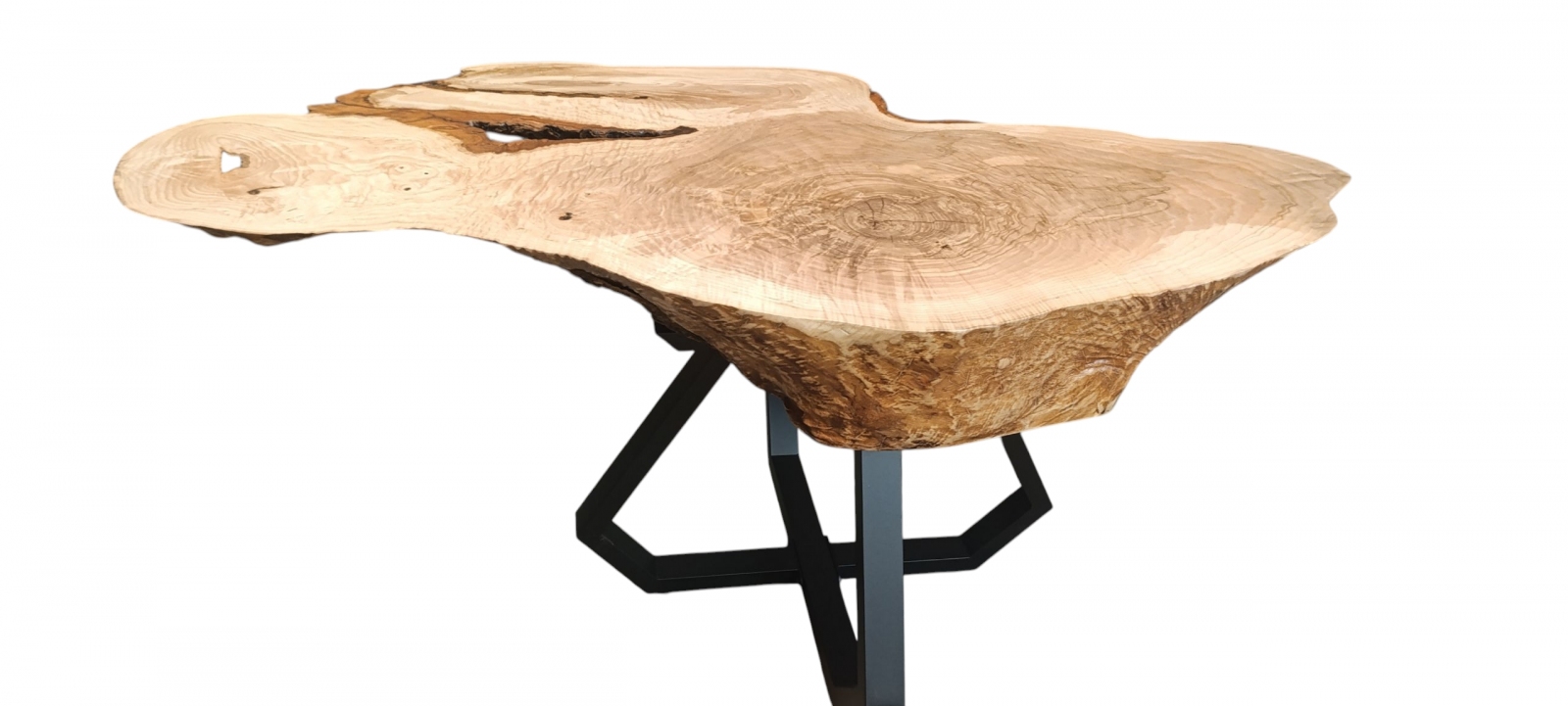 Stolik z litego drewna