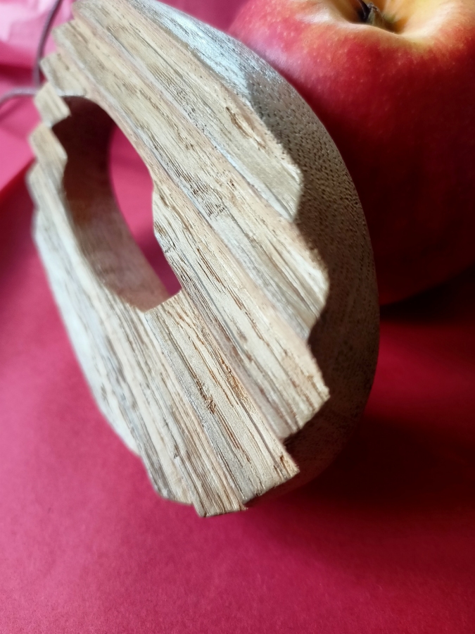 naszyjnik z drewna dębu dziupla druga