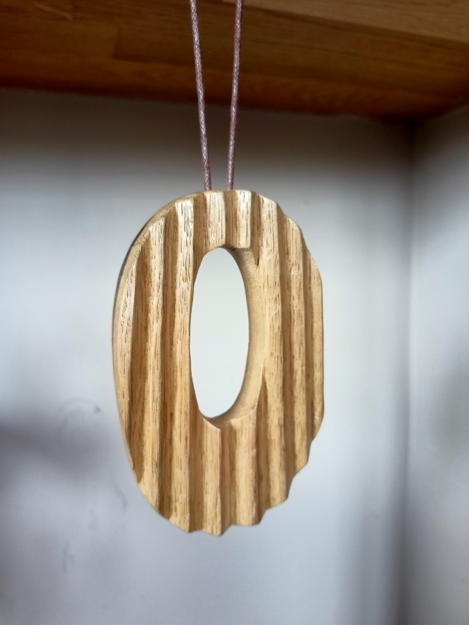 naszyjnik z drewna dębu dziupla druga