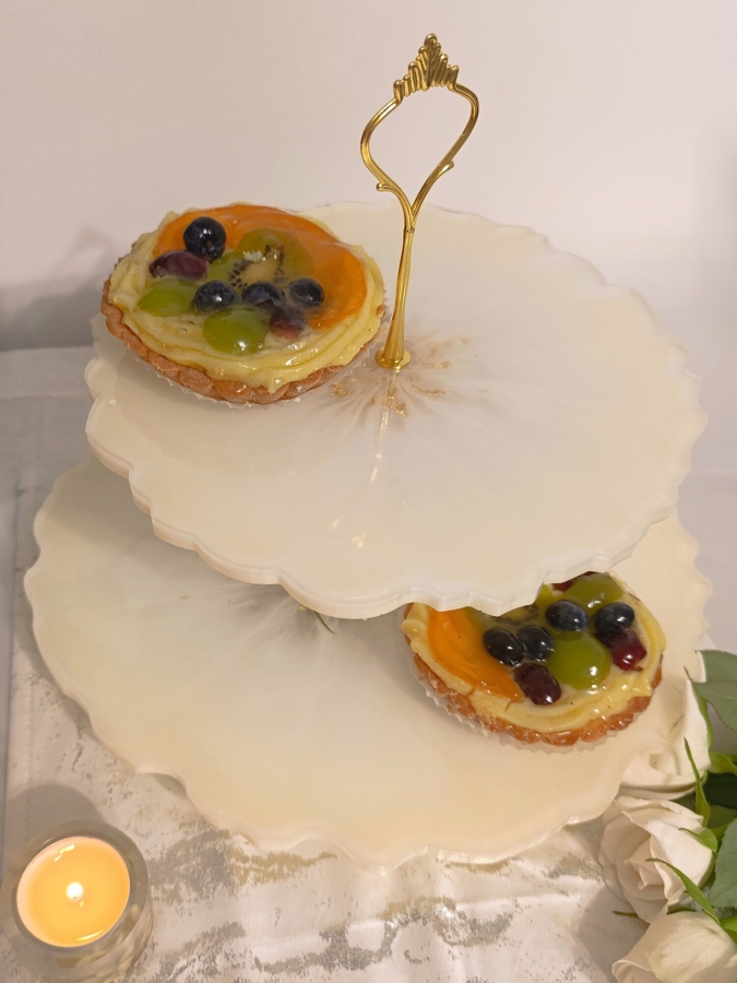 Dwupoziomowa patera z żywicy epoksydowej