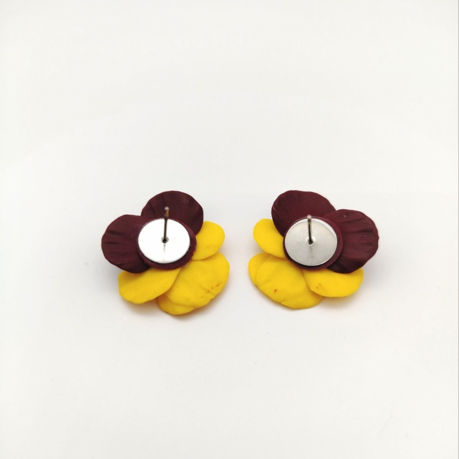 Kwiatowe kolczyki sztyfty z polimerowej gliny Bratki, biżute