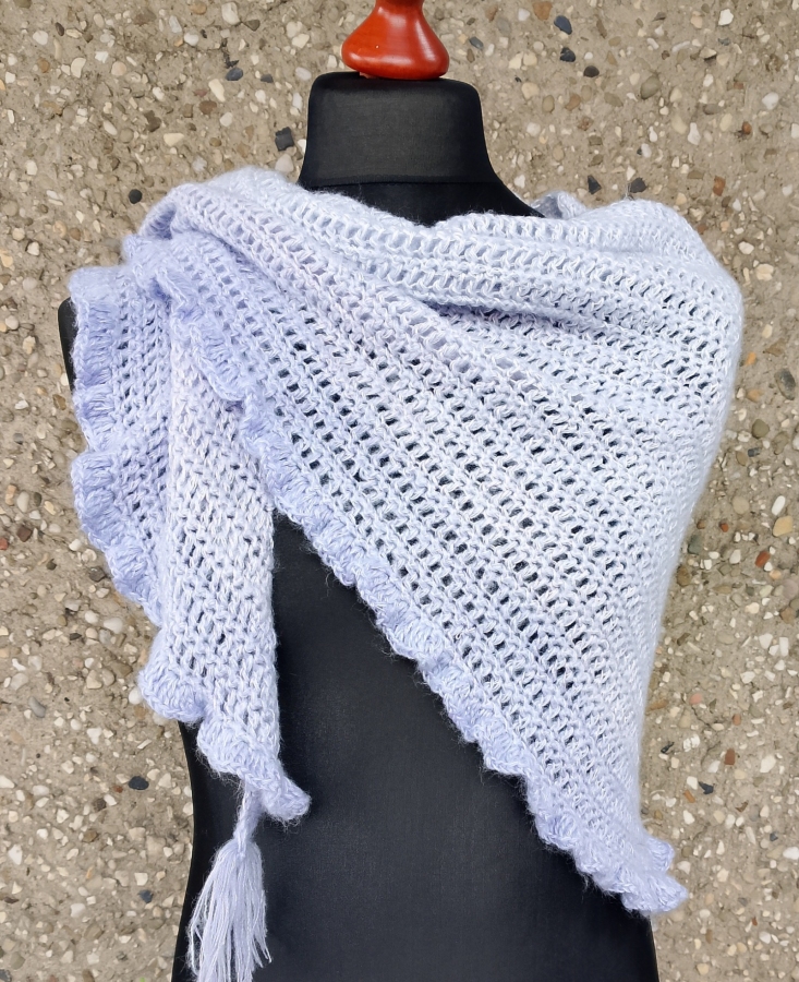 Błękitna chusta z falbanką