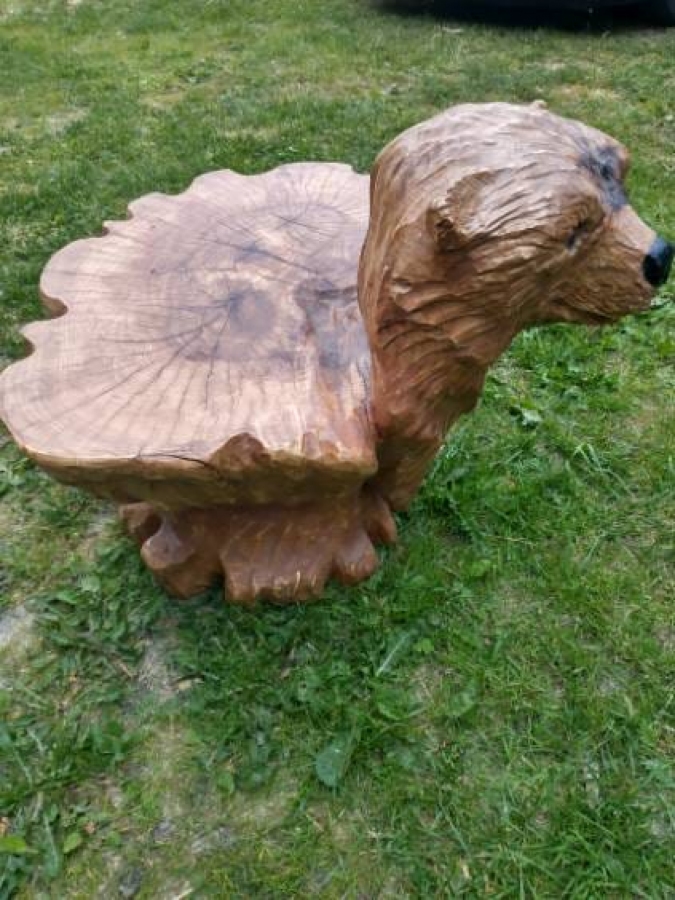 Stolik kawowy rzeźbiony 