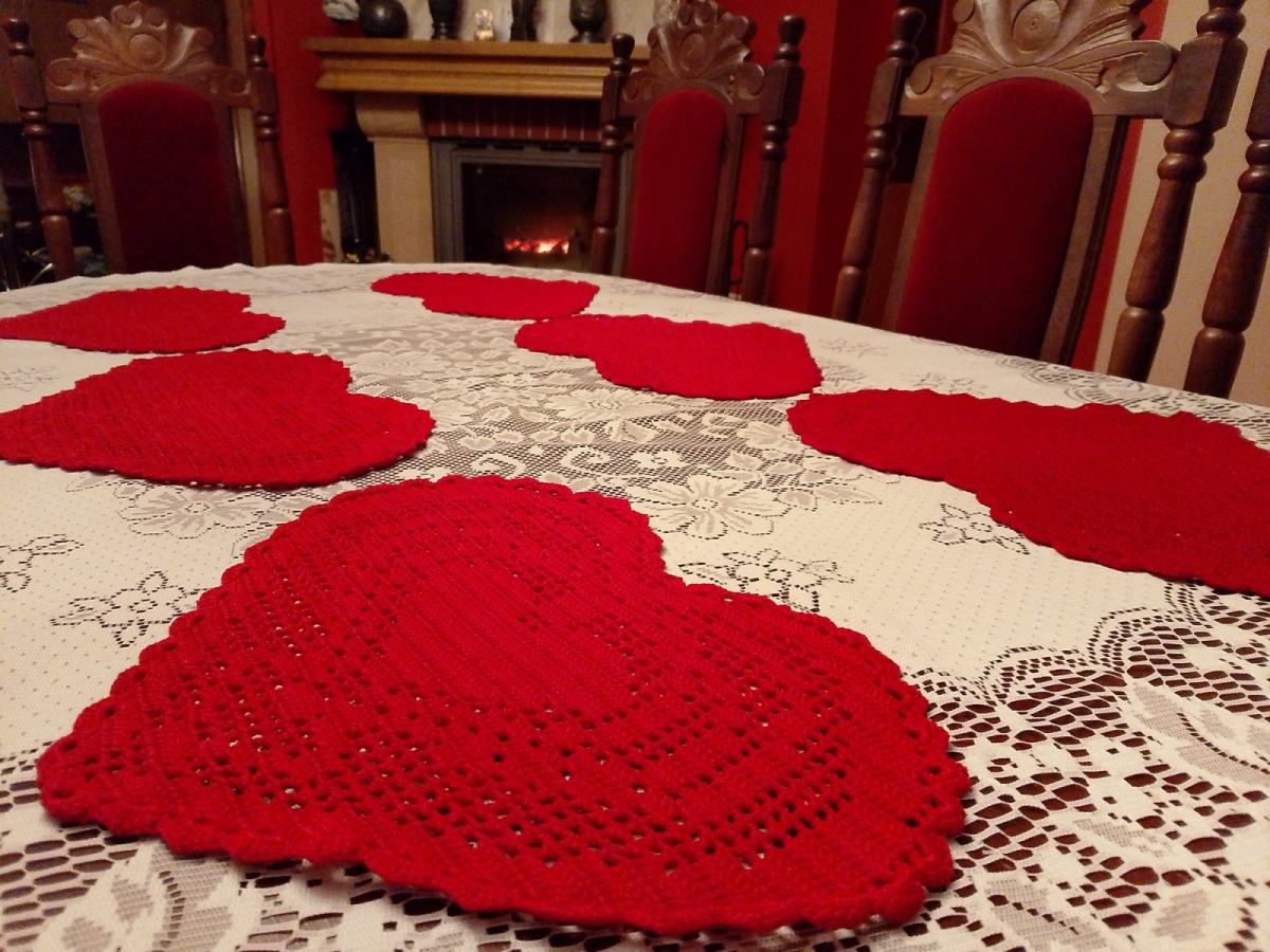 Serwetki podkładki w kształcie serca