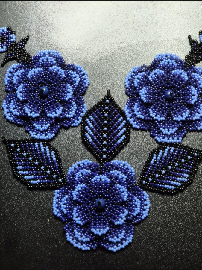 Zestaw Naszyjnik i kolczyki z koralików Nocny Kwiat