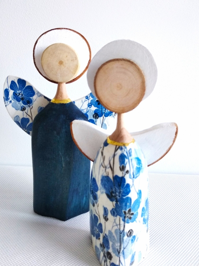  Para dekoracyjnych aniołków.