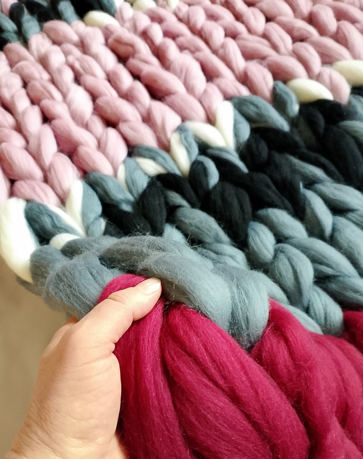 Kolorowy koc z wełny czesankowej 100% merynos