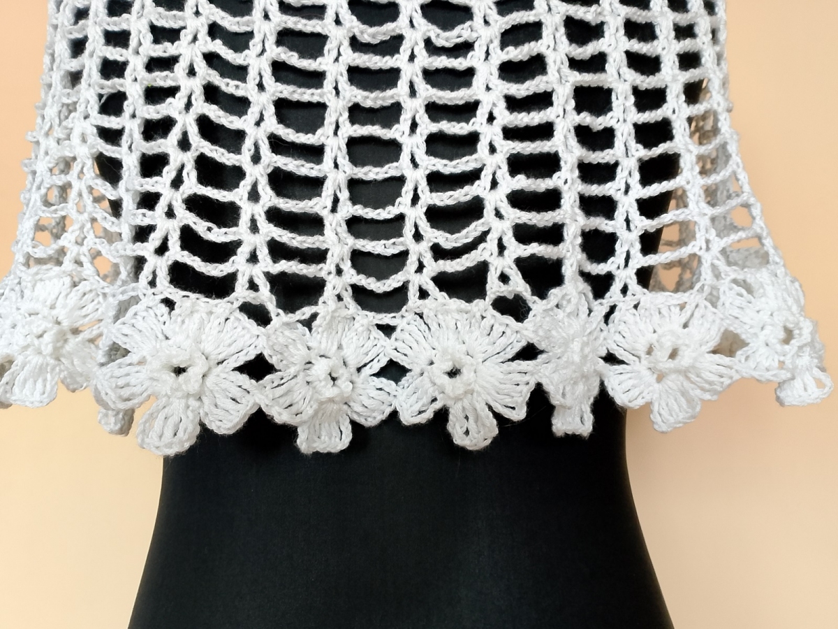 Pelerynka komunijna z kaszmirem i jedwabiem