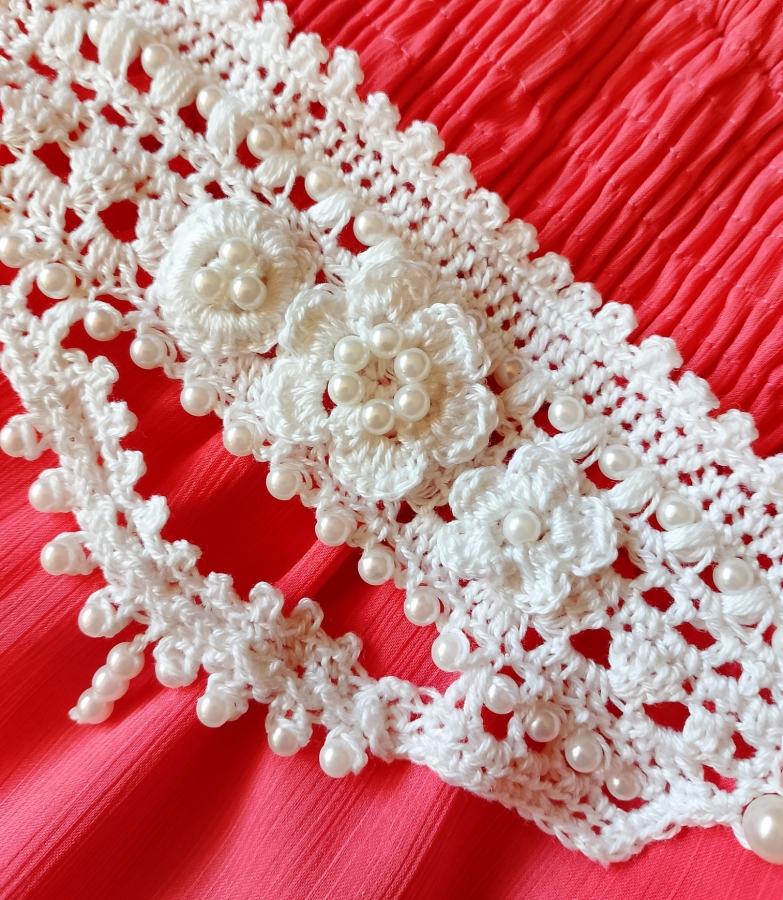 Biała bransoletka BOHO