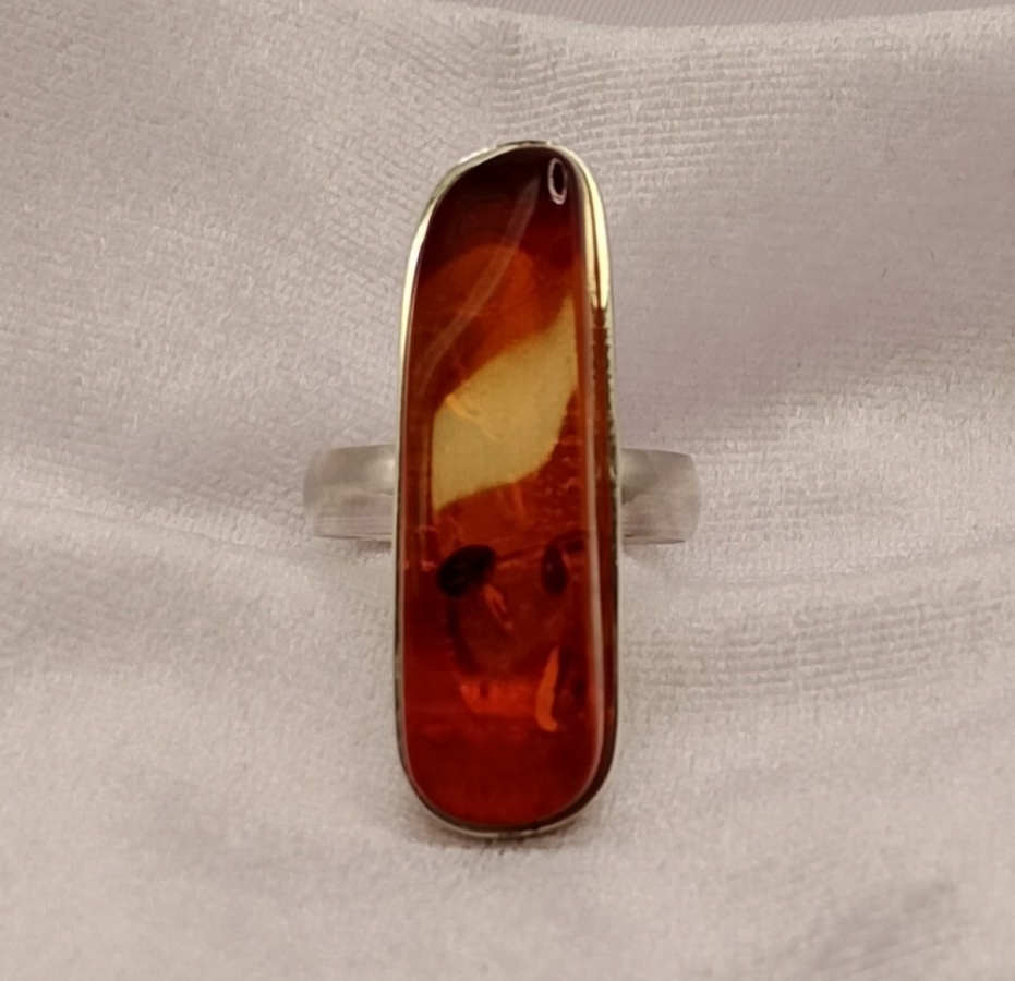 Pierścionek z bursztynem roz./średnica  20/19,03mm