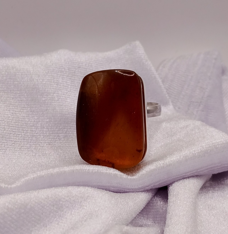 Pierścionek Srebro i Bursztyn roz.24