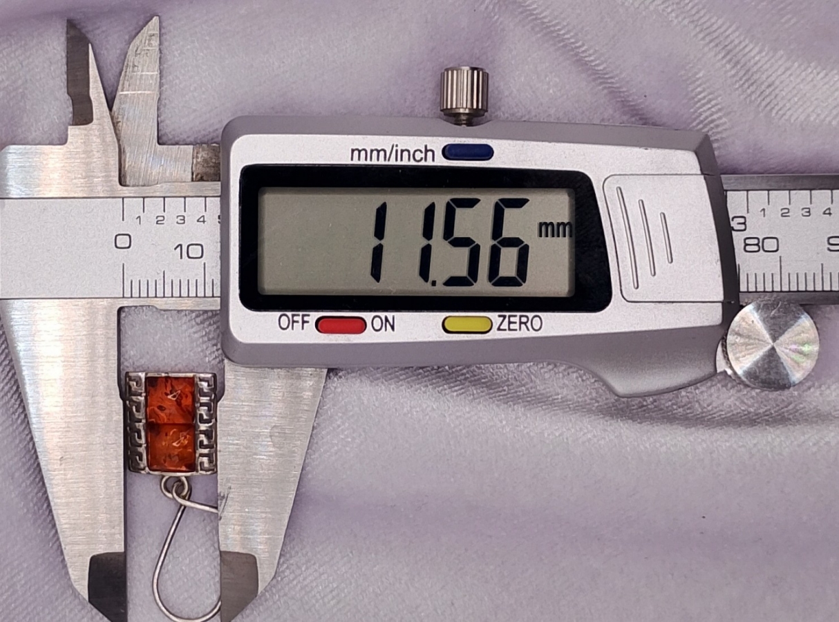 Srebrna bransoletka z kolczykami i bursztynem