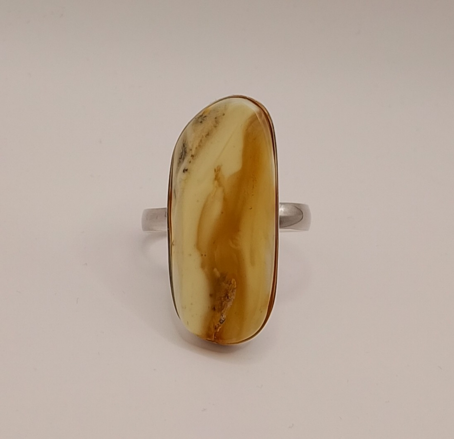 Pierścionek Srebro i Bursztyn roz.27