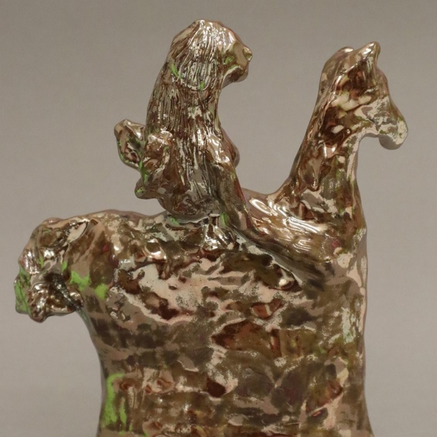 Anioł. Rzeźba ceramiczna