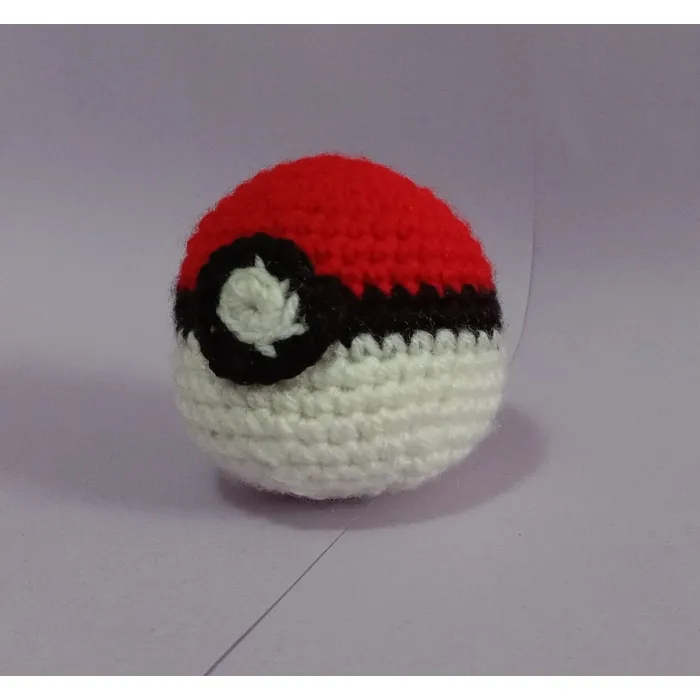 PokeBall Amigurumi 